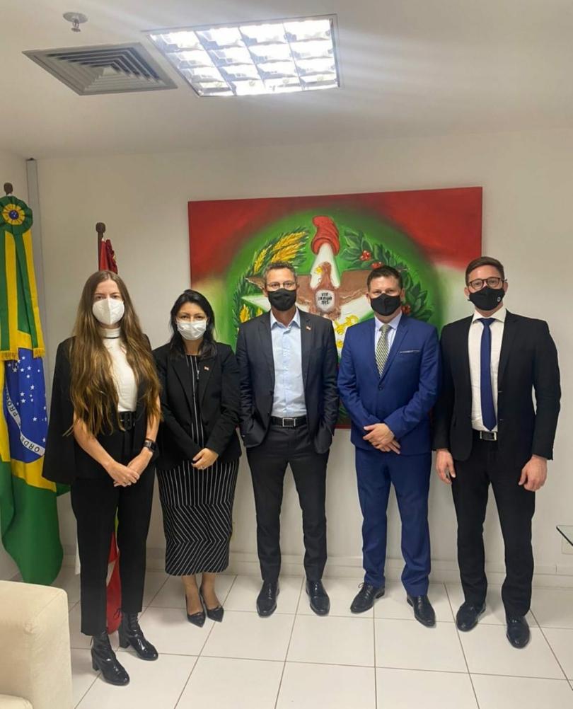 Estreitando as relações entre a Secretaria Executiva  de Assuntos  Internacionais junto ao Governo Federal.