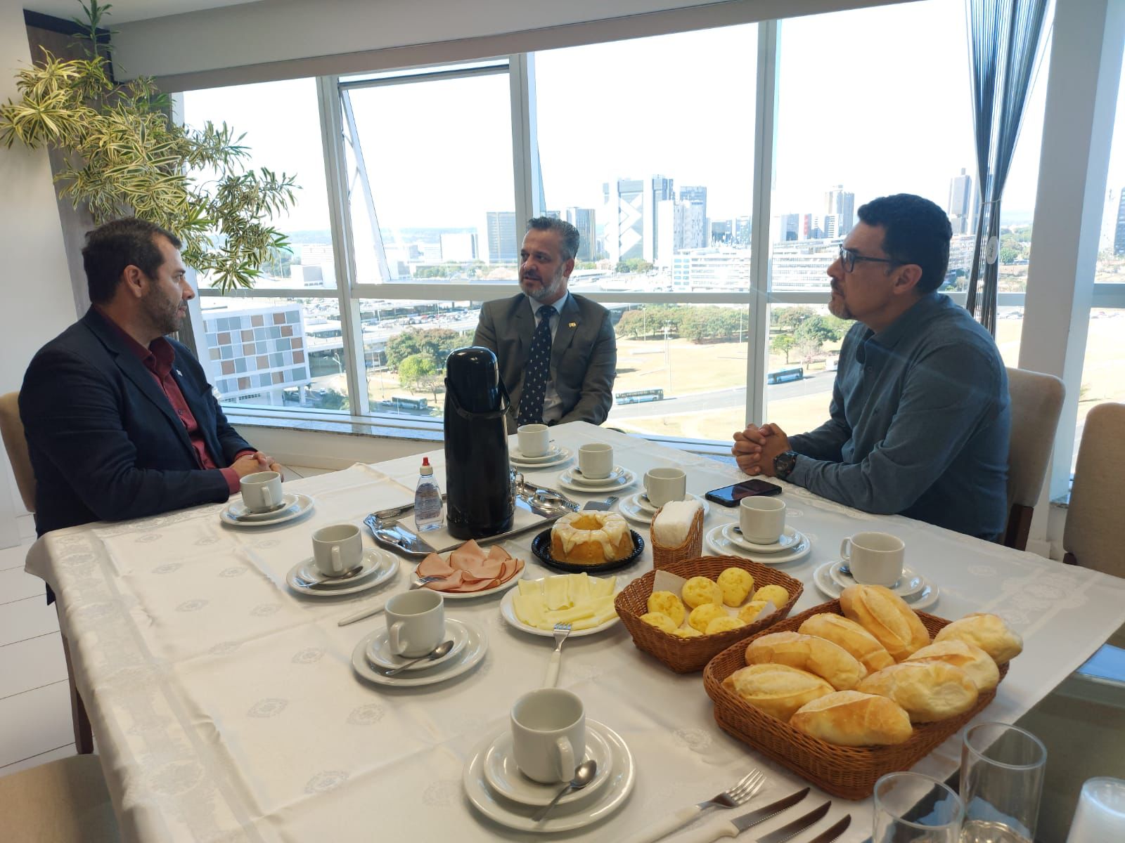 SAN RECEBE O SECRETÁRIO DE SAÚDE DE SANTA CATARINA