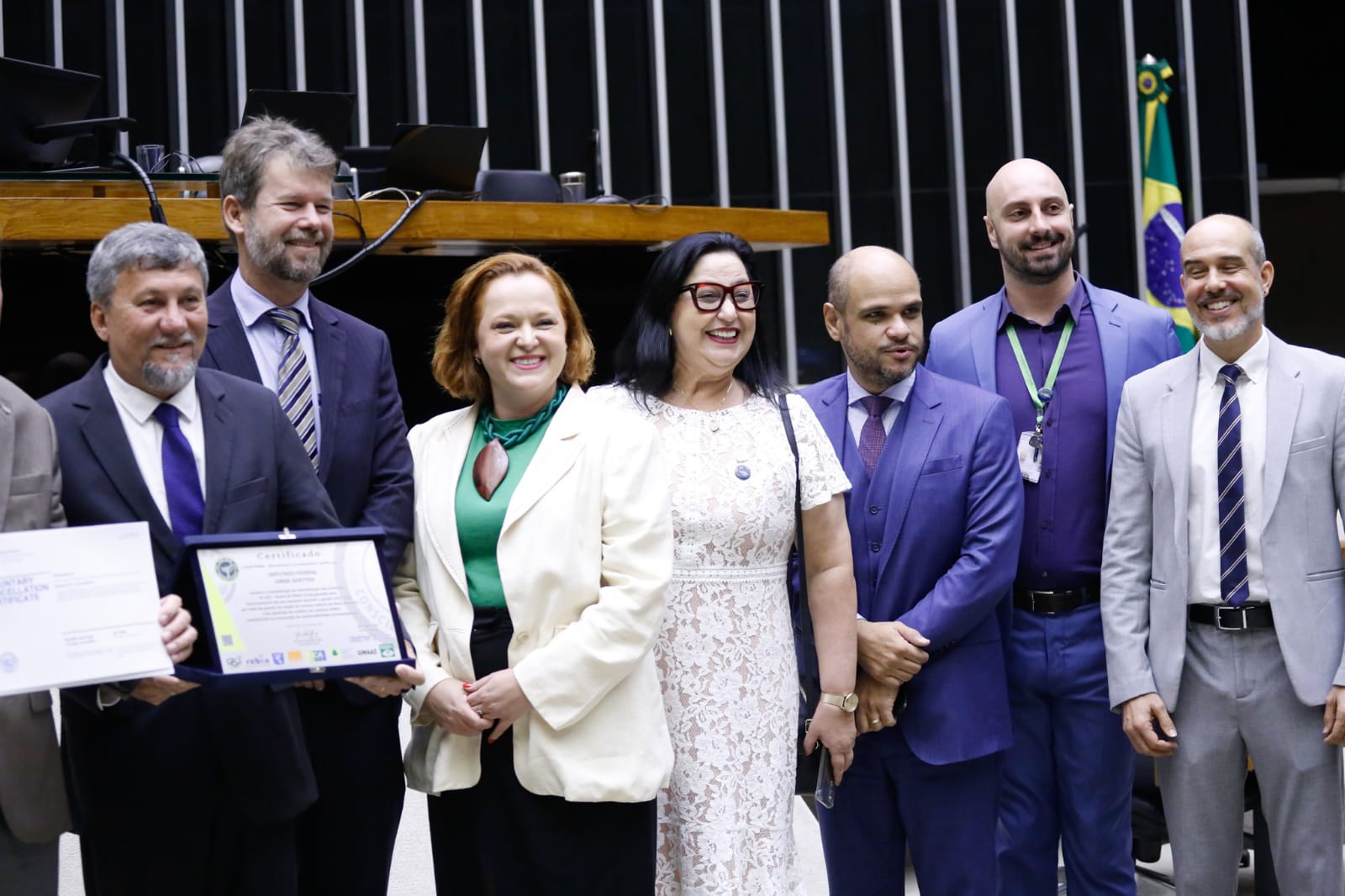 Secretária Vânia participa de Sessão Solene em homenagem ao Dia da Terra na Câmara Federal